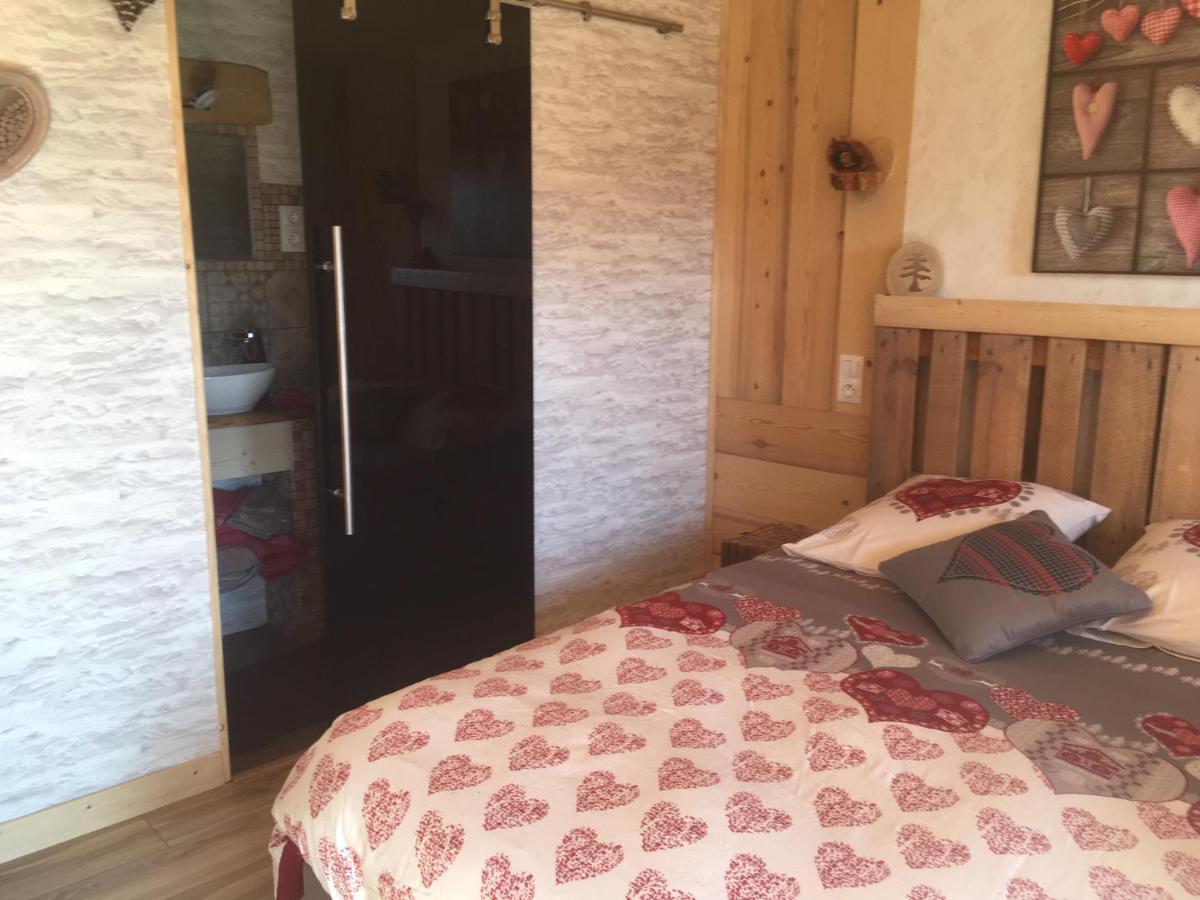 La Gravinette Bed & Breakfast Cruet Dış mekan fotoğraf